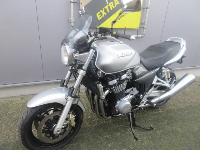 Suzuki GSX 1400 (2004) — foto 1
