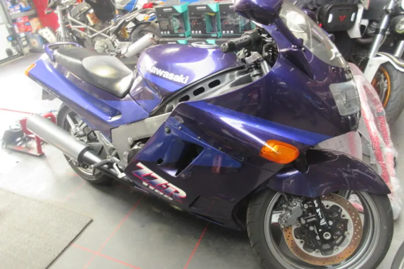 Kawasaki ZZR 1100 (1992)