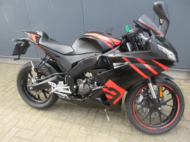Aprilia RS 125 (2024) — foto 1