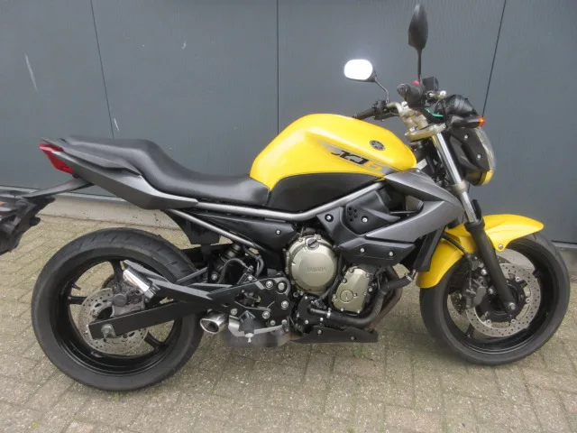 Yamaha XJ6 (2010) — foto 1