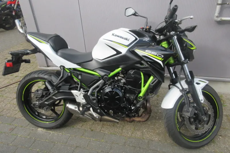 Kawasaki Z650 (2022)