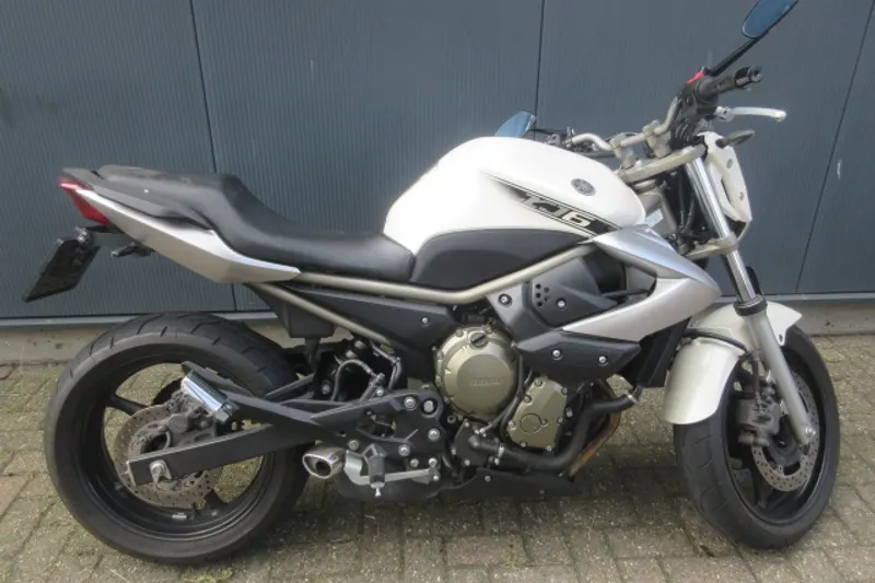 Yamaha XJ6 (1995)