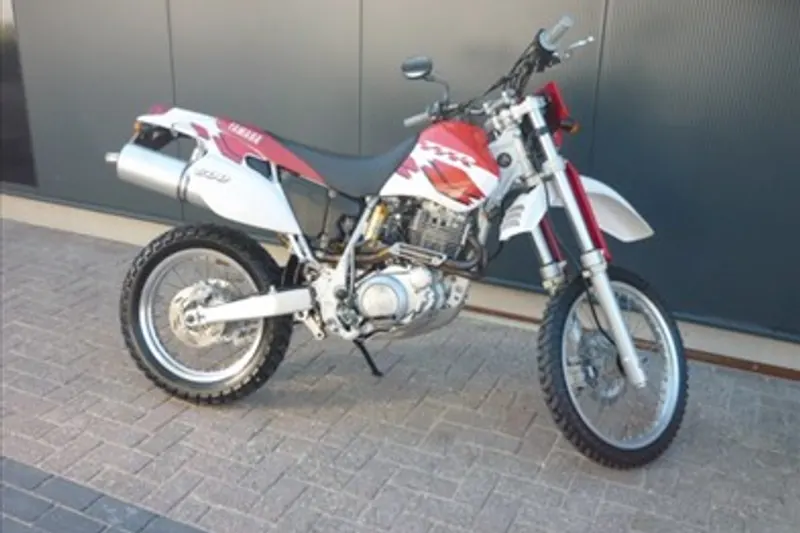 Yamaha TT 600 R (1999)