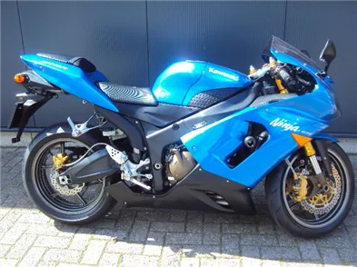 Kawasaki ZX-6R (2005) — foto 1