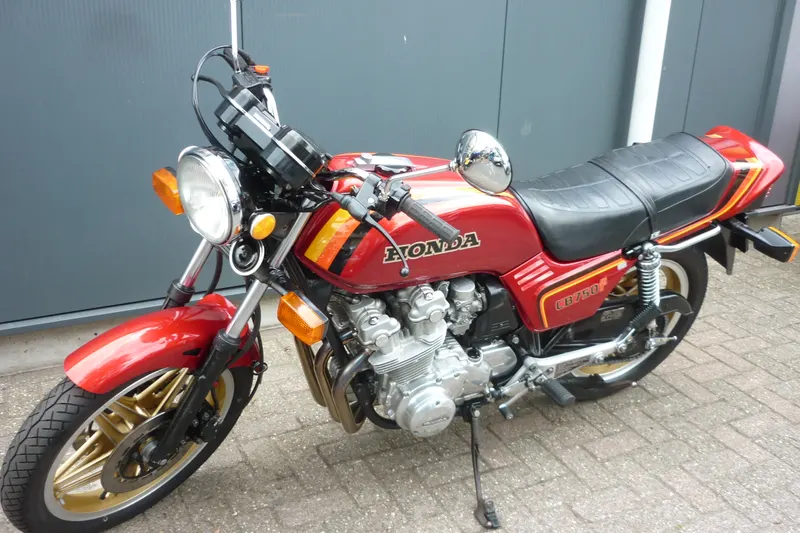 Honda CB750F (1983)