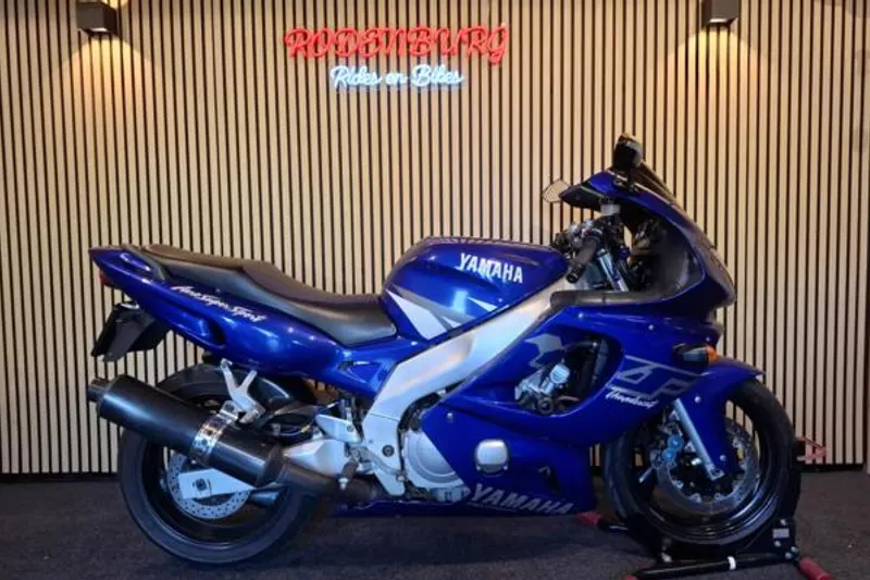 Yamaha YZF 600 R (2001)