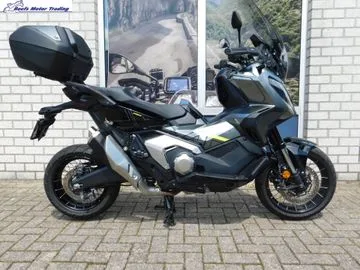 Honda X ADV (2024) — foto 1