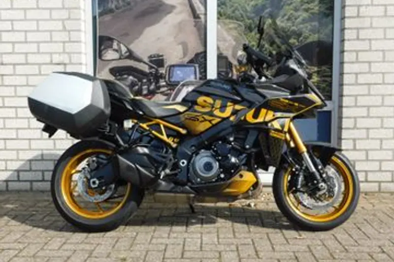 Suzuki Gsx S 1000 GX (2024)