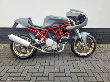 Ducati 750 SS (2001) — foto 1
