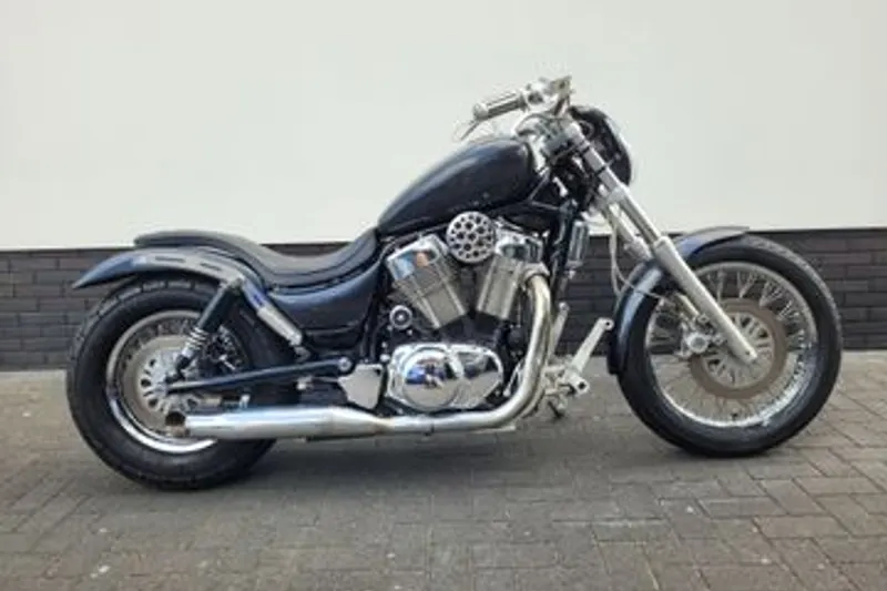 Suzuki VS 1400 Intruder (1990)