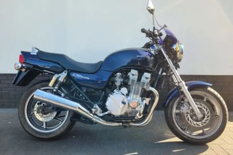 Honda CB 750 Seven Fifty (1994)