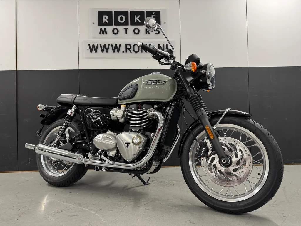 Triumph Bonneville T120 (2026) — foto 1