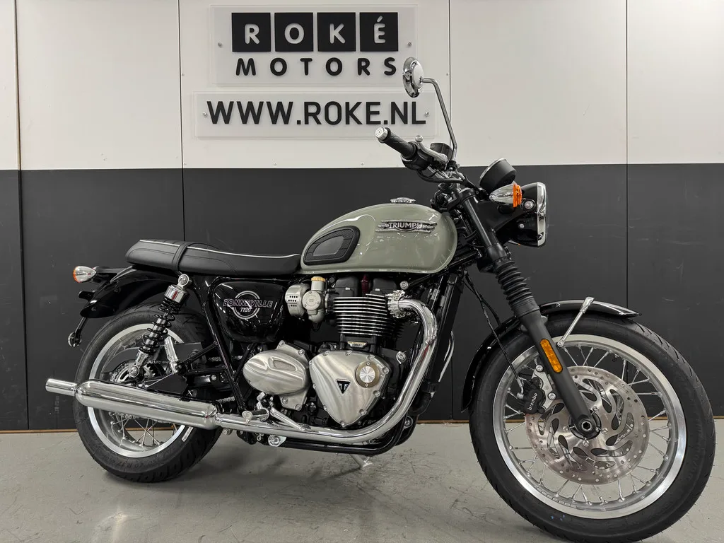 Triumph Bonneville T120 (2026) — foto 1