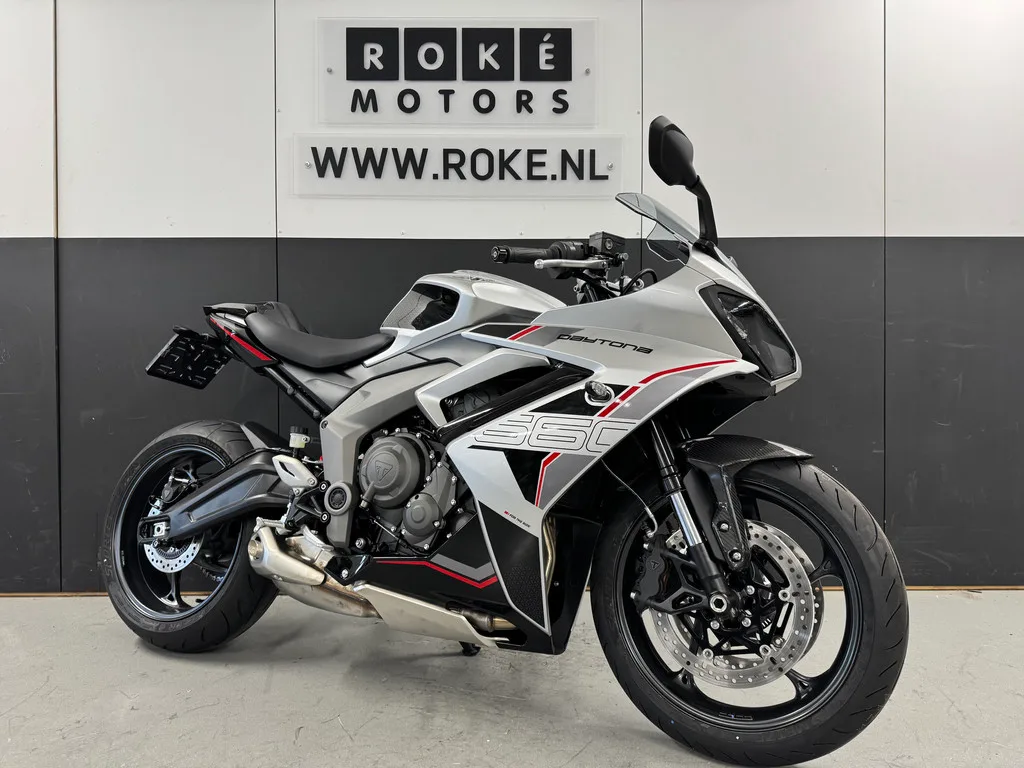 Triumph Daytona 660 (2026) — foto 1