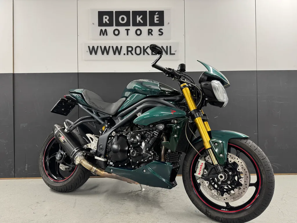 Triumph SPEED TRIPLE 1050 R (2014) — foto 1