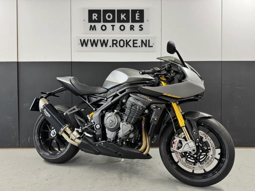 Triumph SPEED TRIPLE 1200 RR BREITLING (2024) — foto 1