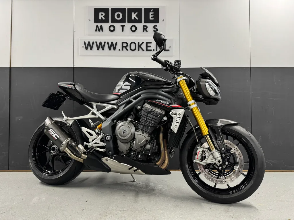 Triumph SPEED TRIPLE 1200 RS (2021) — foto 1