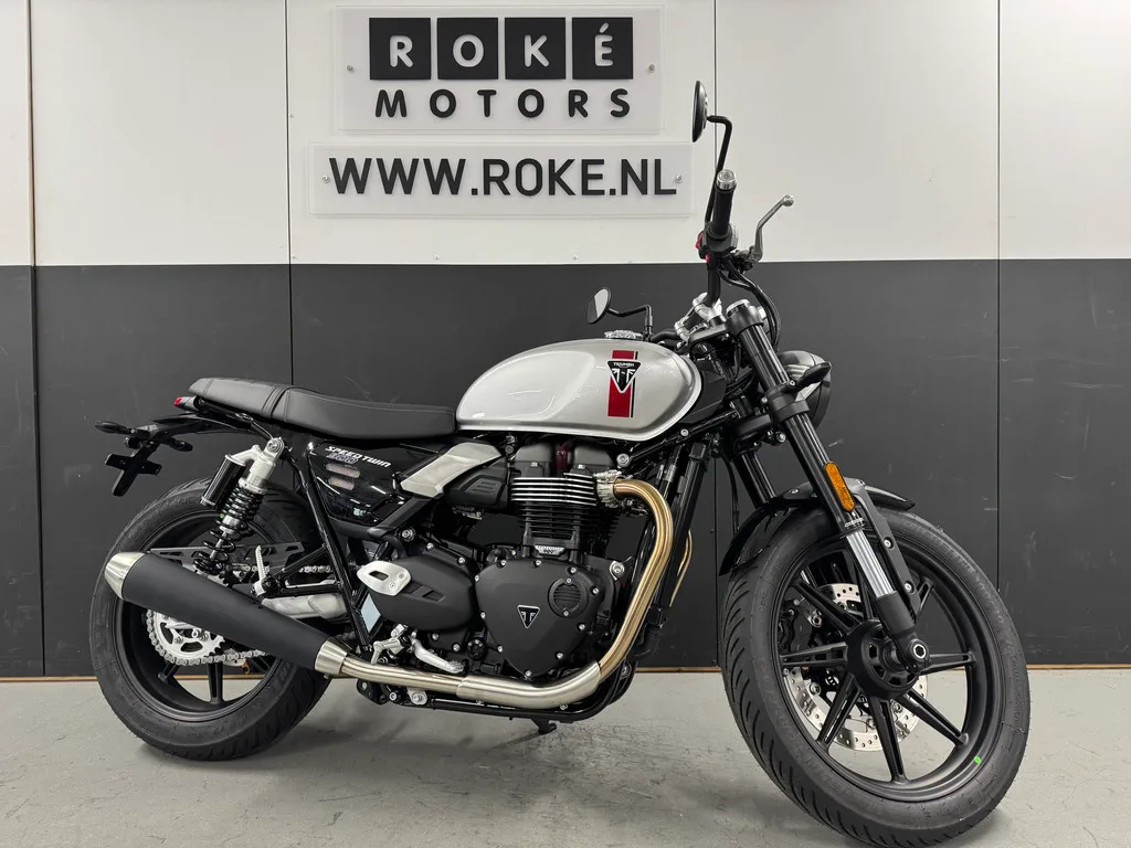 Triumph SPEED TWIN 900 (2026) — foto 1