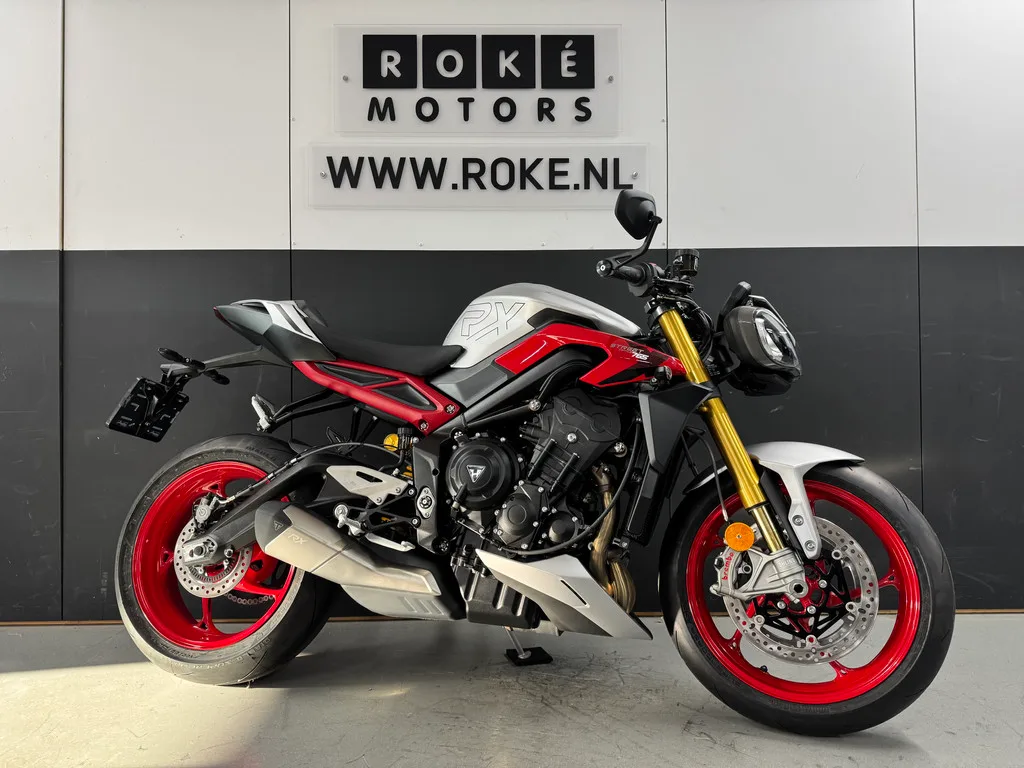 Triumph Street Triple 765 RX (2026) — foto 1