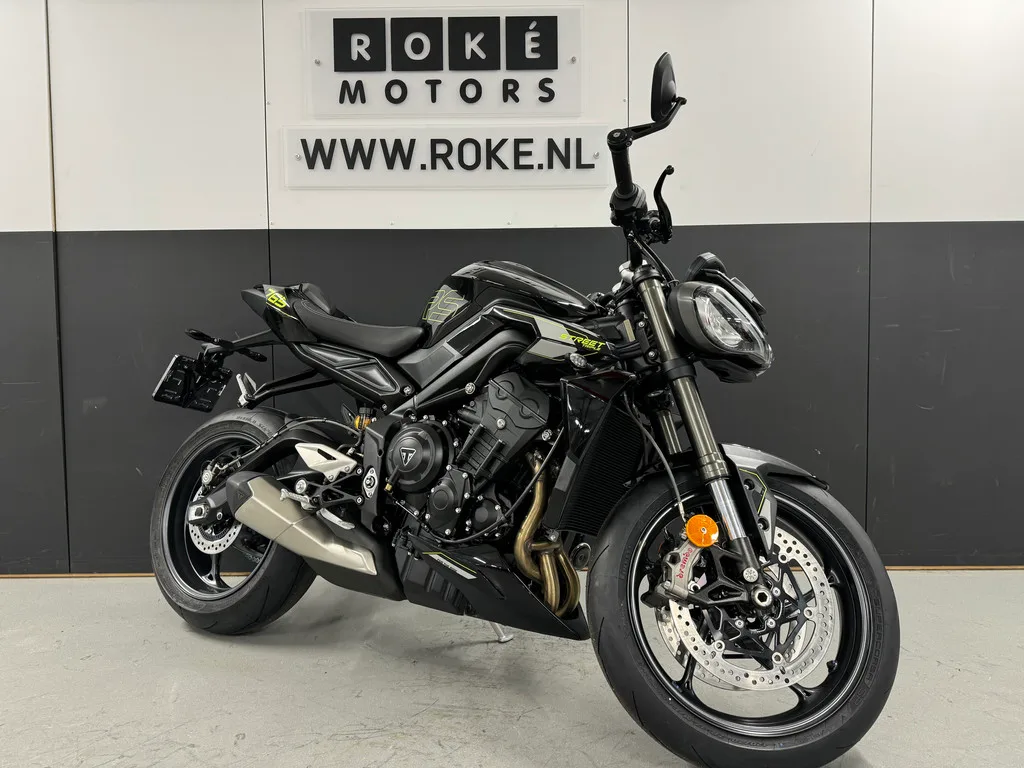 Triumph STREET TRIPLE RS (2026) — foto 1