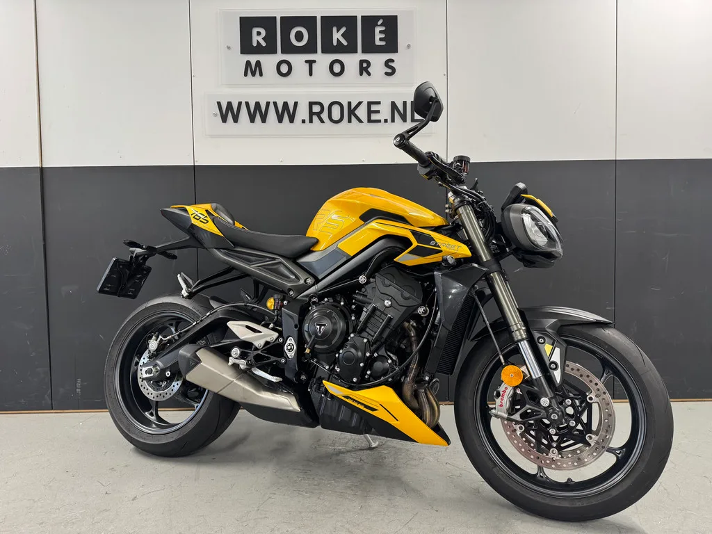 Triumph STREET TRIPLE RS (2025) — foto 1
