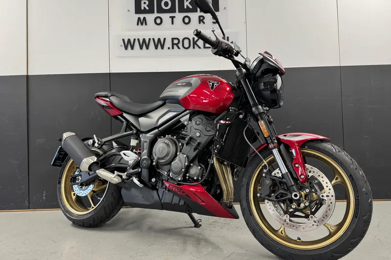 Triumph TRIDENT 800 (2026)