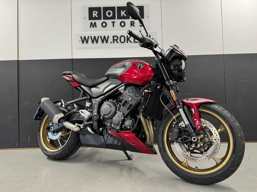 Triumph TRIDENT 800 (2026) — foto 1