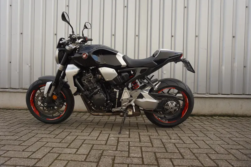 Honda CB1000R (2020)