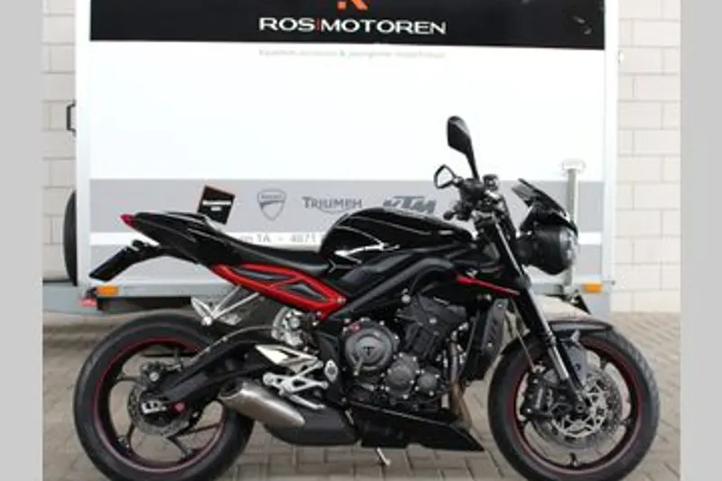 TRIUMPH STREET TRIPLE 765 R (2017)