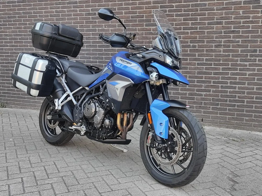 Triumph Tiger 900 GT (2022) — foto 1