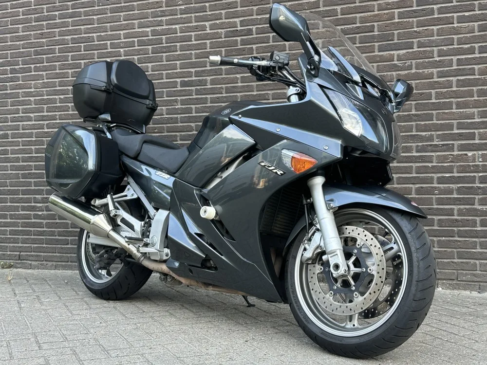 Yamaha FJR1300 (2010) — foto 1