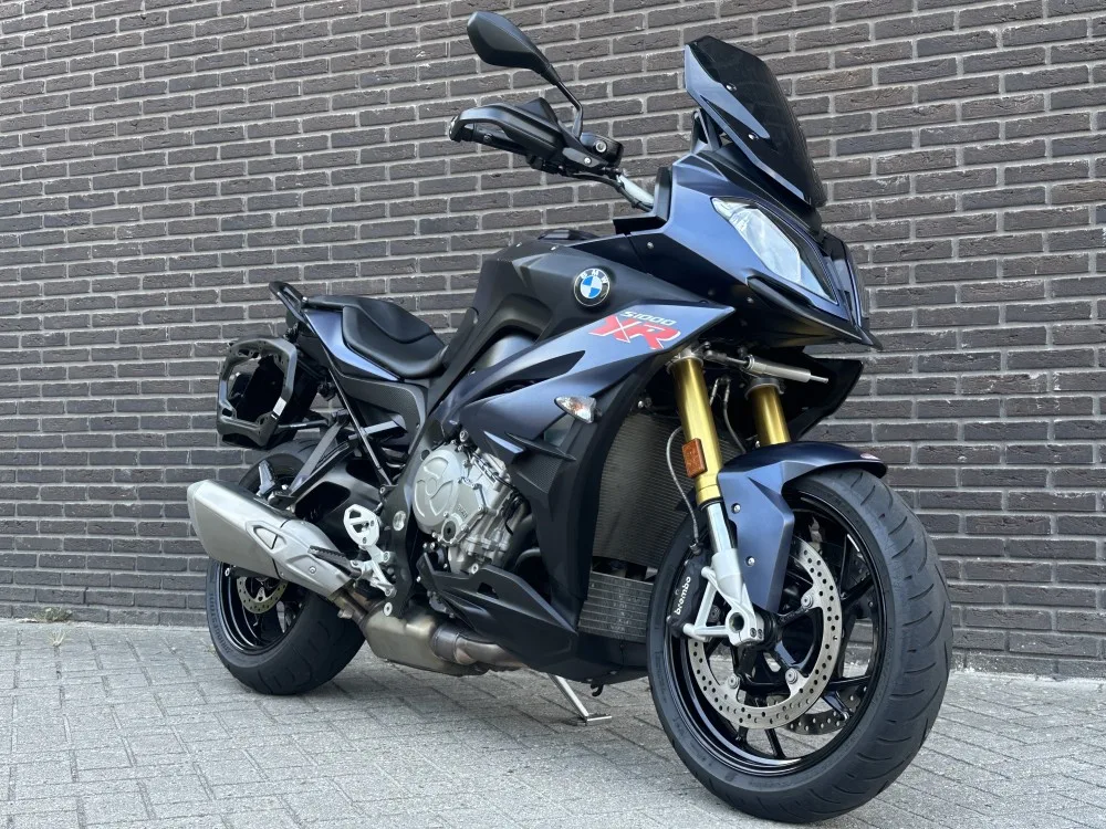 BMW S 1000 XR (2017) — foto 1