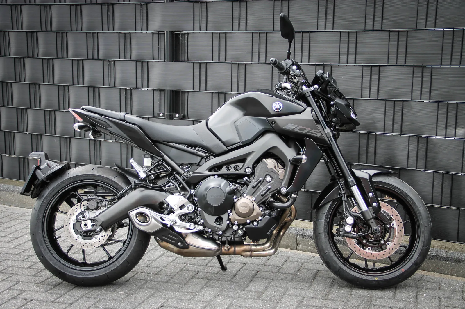 Yamaha MT-09 (2020) — foto 1