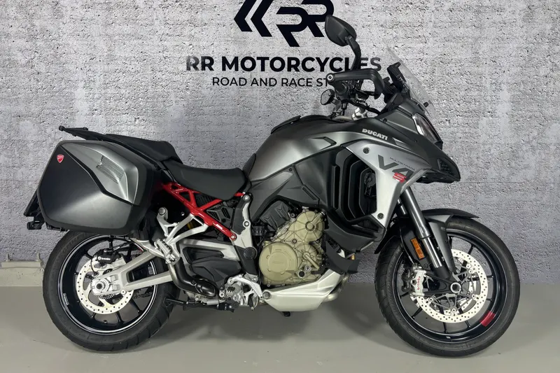 Ducati Multistrada V4S (2024)