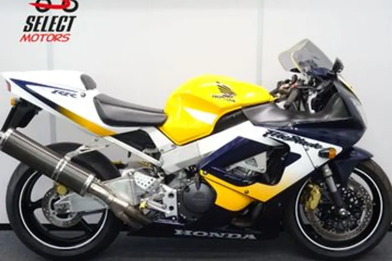Honda CBR 900 RR Fireblade (2000)