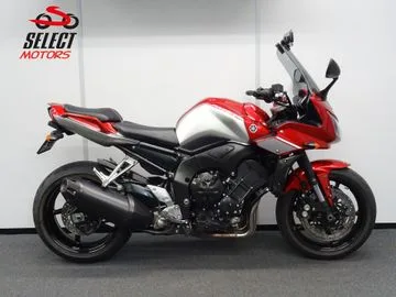 Yamaha FZ 1 Fazer (2011) — foto 1