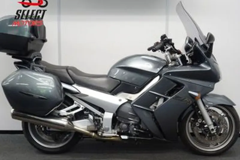 Yamaha FJR1300 (2004)