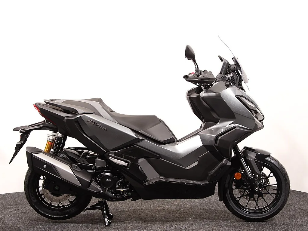 Honda Adv 350 (2026) — foto 1