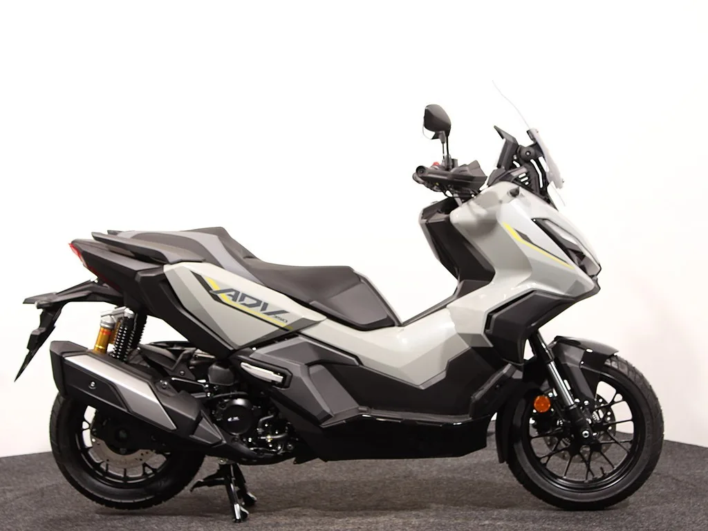 Honda Adv 350 (2026) — foto 1