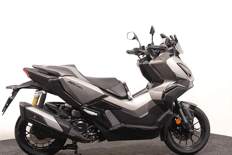Honda Adv 350 (2025)