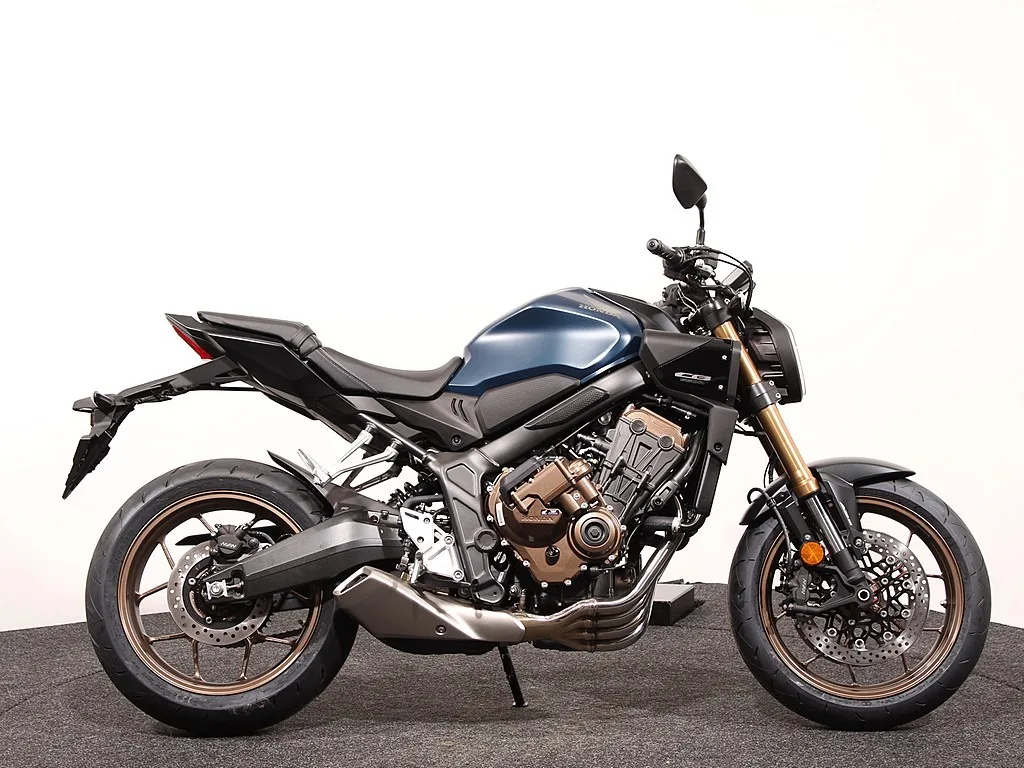 Honda CB 650 RC (2026) — foto 1
