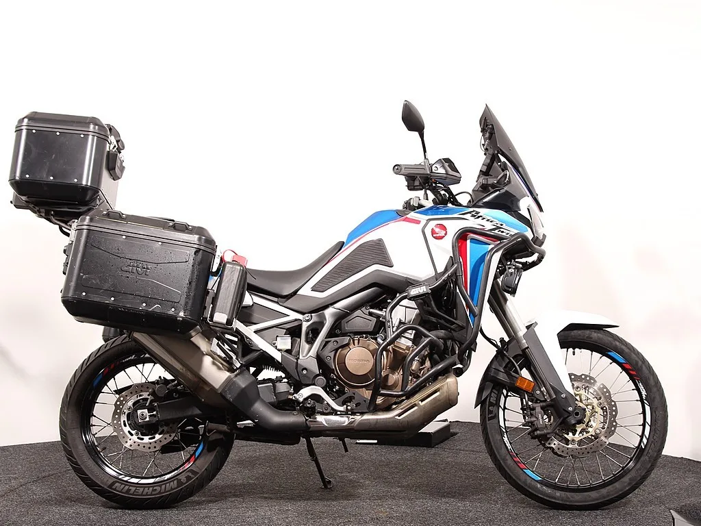 Honda CRF 1100 (2021) — foto 1