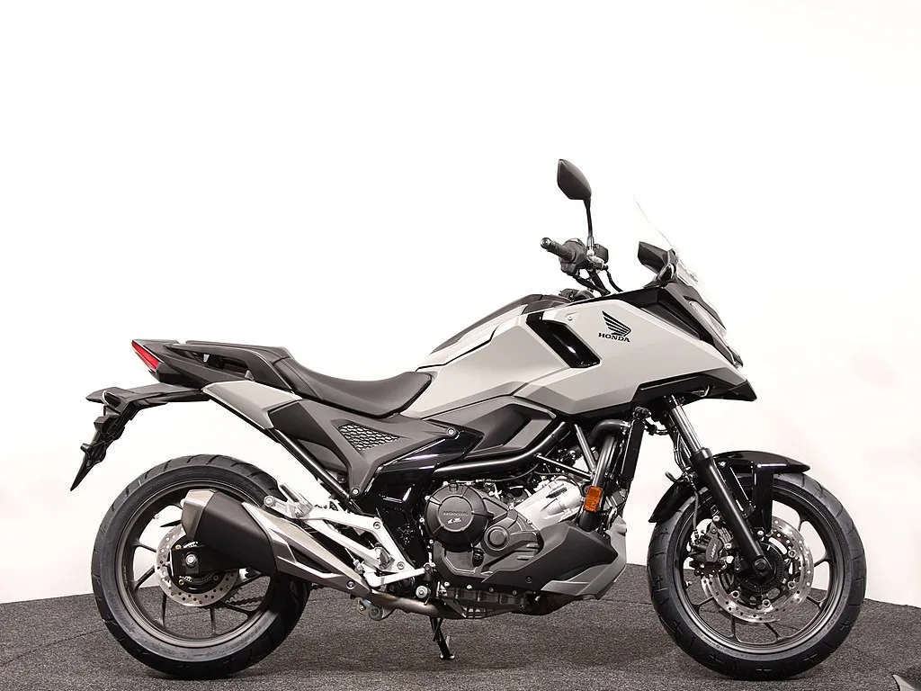 Honda NC750X (2026) — foto 1