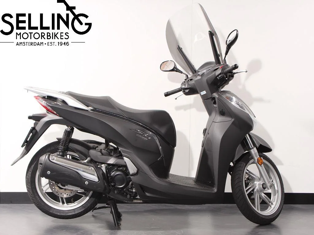 Honda SH 300 (2016) — foto 1