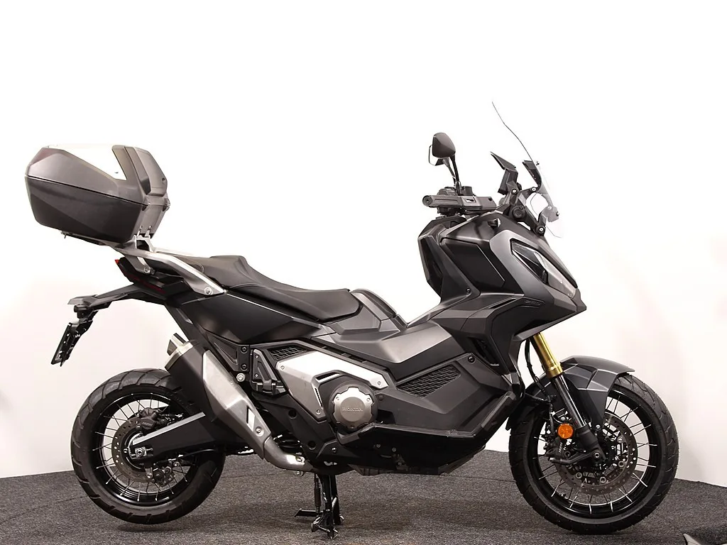 Honda X-ADV 750 (2024) — foto 1
