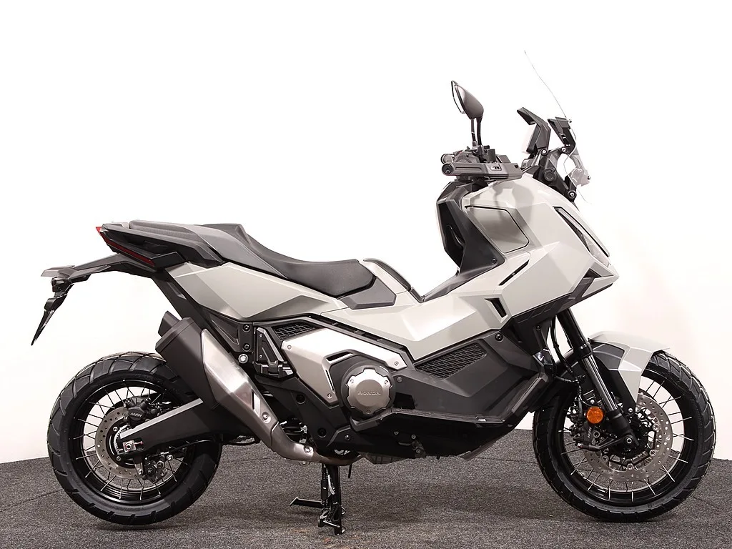X-ADV 750 (2026) — foto 1