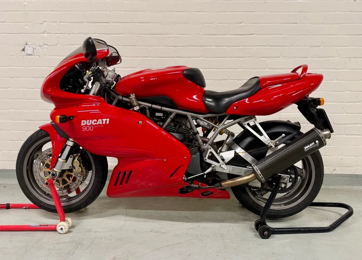 Ducati SS 900 i.e (2001) — foto 1