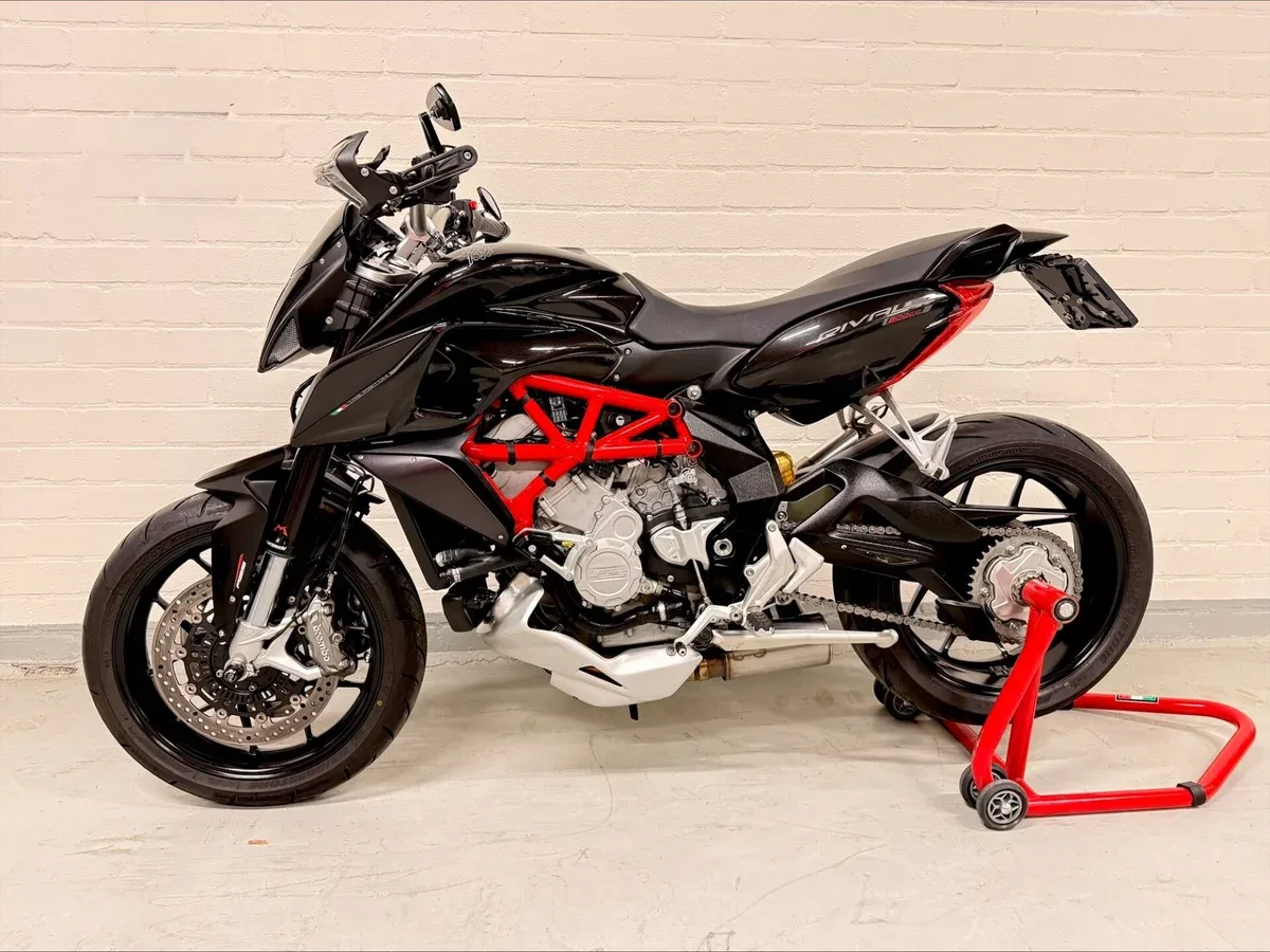 MV Agusta Rivale 800 (0) — foto 1