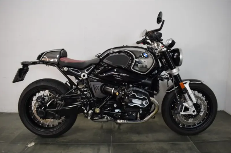 BMW R nineT (2023)
