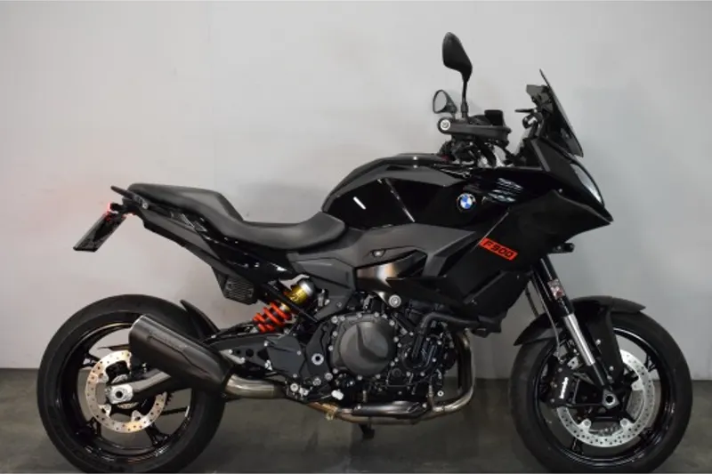 BMW F 900 XR (2025)